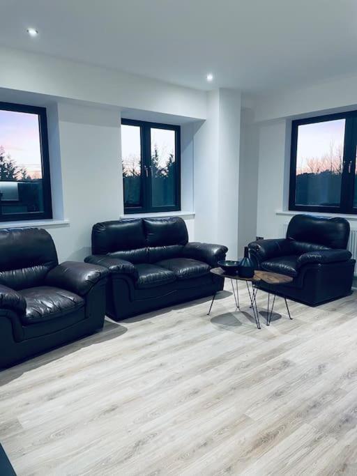 New One Bedroom Luxury Apartment In 索利赫尔 外观 照片