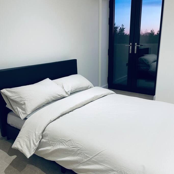 New One Bedroom Luxury Apartment In 索利赫尔 外观 照片