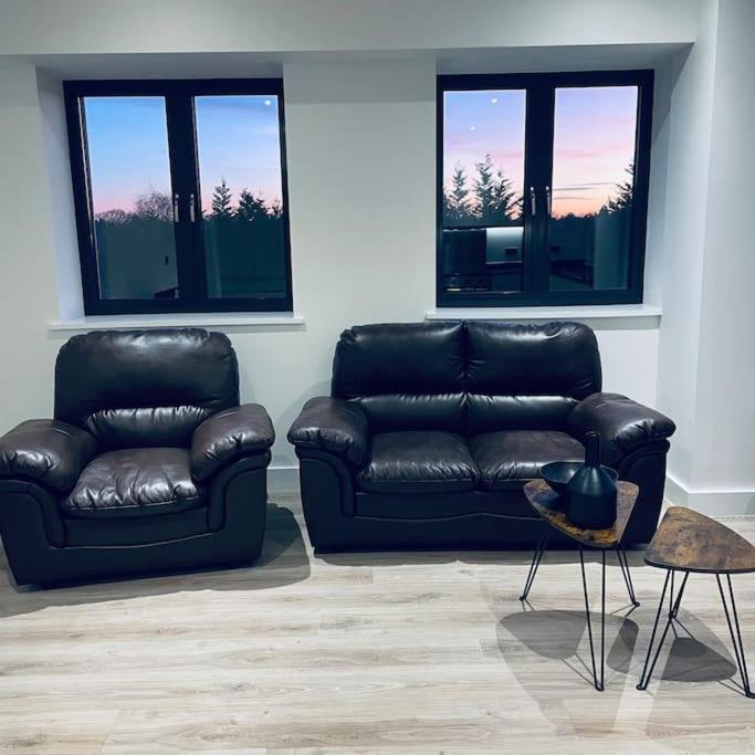 New One Bedroom Luxury Apartment In 索利赫尔 外观 照片